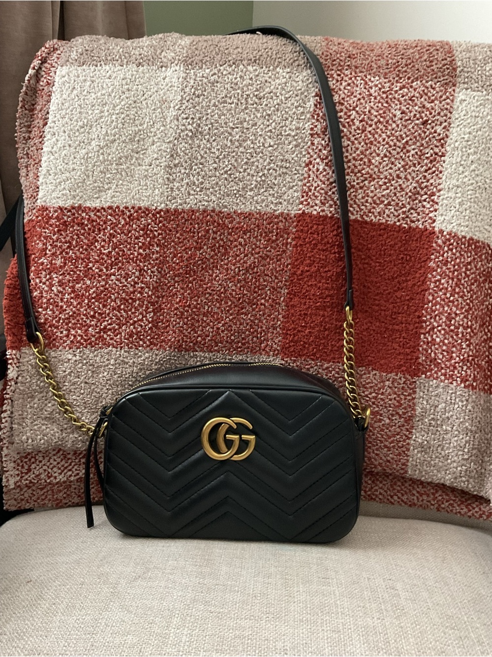 Black GG Marmont Chevron Bag